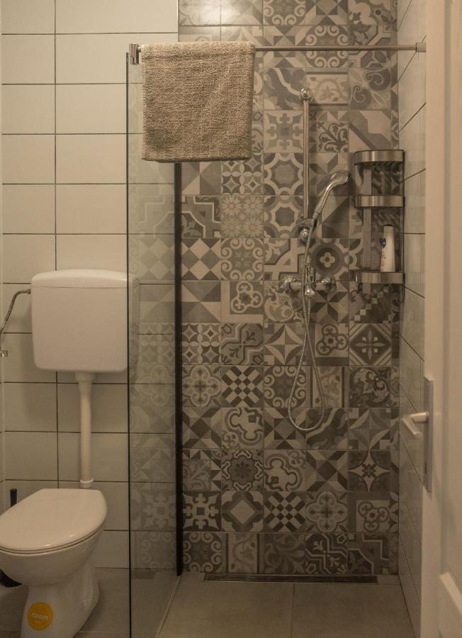 Apartmani Stones Sutivan I Bagian luar foto