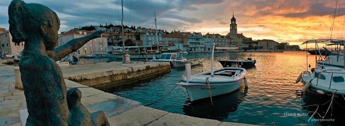 Apartmani Stones Sutivan I Bagian luar foto